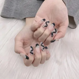 ネイル 🦋ネイルサロン ブラン🌈ゆりのネイルデザイン