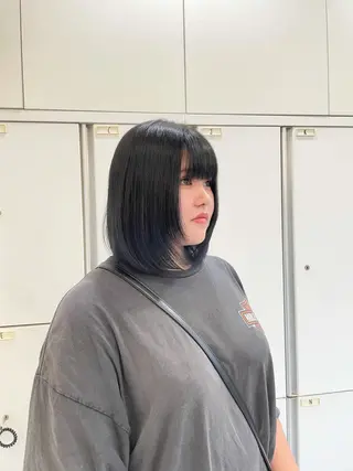 ミディアム カラー nanaka :のヘアスタイル