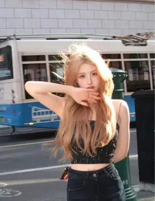 ロング カラー 🇨🇳ワンホンヘア 下田鉄也のヘアスタイル