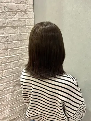 ミディアム Rudder 牛嶋のヘアスタイル