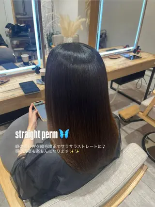 セミロング 𝐇𝐚𝐧𝐚  ︎︎のヘアスタイル