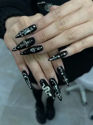 ネイル ひめか🫁 推し概念・個性派のネイルデザイン