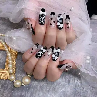 ネイル Queen Nail 柏店　クイーンネイルのネイルデザイン