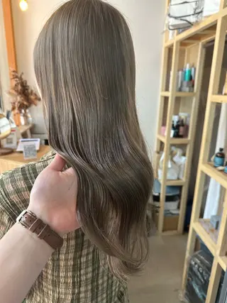 ロング カラー Le'a 谷町🌼 幸村はるひのヘアスタイル