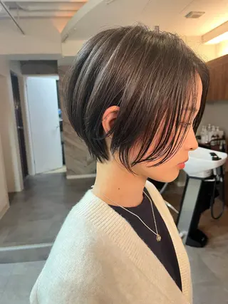 ショート emiwo石川町店所属・秋成 慶多のヘアスタイル