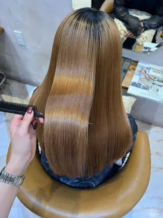 ミディアム 代表山口ひな 髪質改善のプロのヘアスタイル