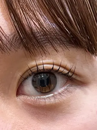 マツエク・マツパ Cure所属・三澤 朱里の眉毛・アイブロウイメージ