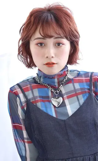 ミディアム 林 美里のヘアスタイル