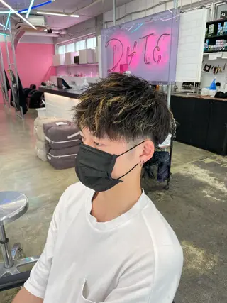 パーマ メンズ ザクザクレイヤー 🍀/ブリーチ/小田のヘアスタイル