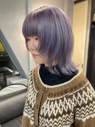 ミディアム カラー TATSUブリーチ/ ミルクティーベージュのヘアスタイル