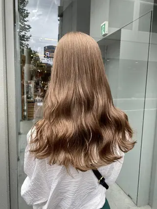カラー ロング 透明感ベージュカラー 🪞上野🪞AIのヘアスタイル