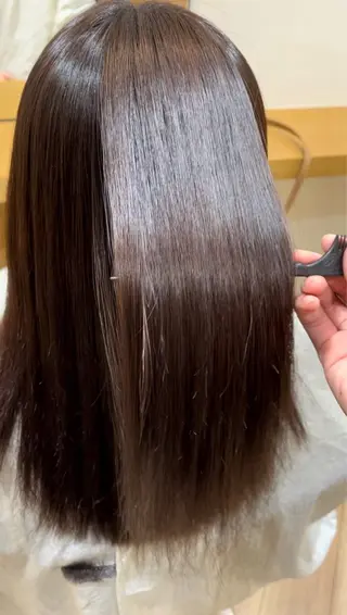 ロング パーマ 斎藤 愛菜のヘアスタイル