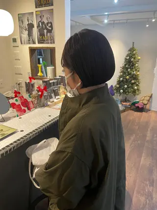 ショート カラー 高橋 愛美のヘアスタイル