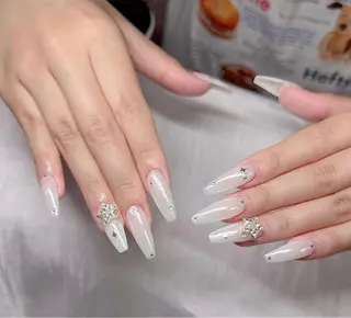 ネイル Lee Nailsのネイルデザイン