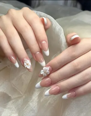 ネイル EMI ANA.CHUOのネイルデザイン