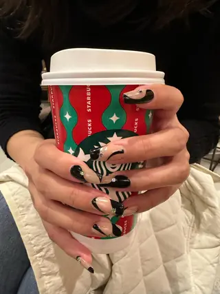 ネイル 佐藤 穂乃香のネイルデザイン