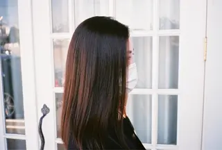 カラー 足立 悠輔のヘアスタイル