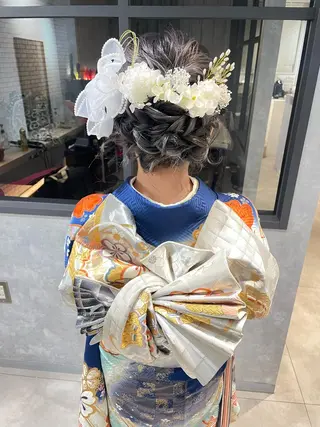 セミロング ヘアアレンジ arrow🖤 もえみのヘアスタイル