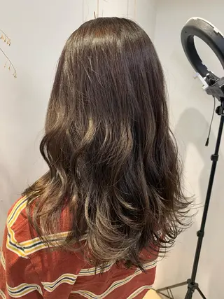 セミロング カラー 縮毛矯正/髪質改善 /韓国風　山川春輝のヘアスタイル