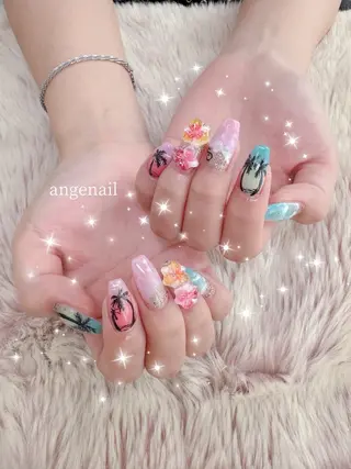 ネイル オーナーネイリスト MAKIのネイルデザイン