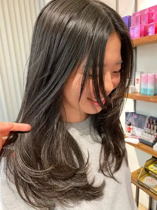 ロング ナチュラルヘア🫧 ナナミのヘアスタイル