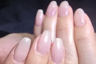 ネイル ネイルサロンEsent所属・澤 亜古のネイルデザイン