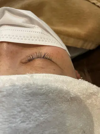 マツエク・マツパ CUTS&Clare所属・末次 加奈のマツエク・マツパデザイン