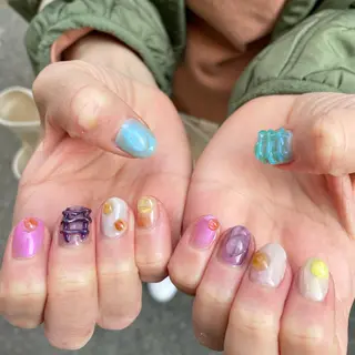 ネイル nail.gorin所属・吉村 優子のネイルデザイン