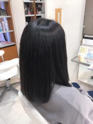ミディアム 阿部 美咲のヘアスタイル