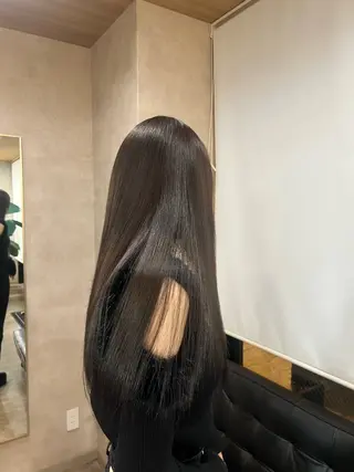 ロング リエンスクレア川田 髪質改善/ブリーチのヘアスタイル