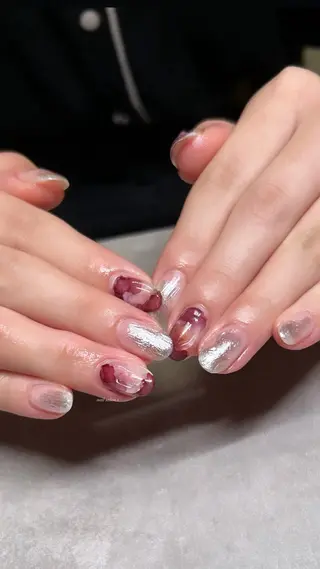 ネイル 関山 志乃のネイルデザイン