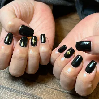 ネイル HENRIETTA NAILSALONのネイルデザイン