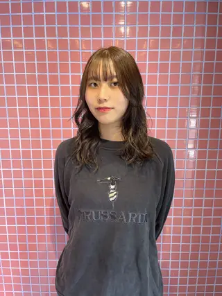 カラー 鎌田 梨瑚のヘアスタイル