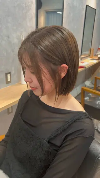 ショート motoトップカラー リスト/ブリーチカラのヘアスタイル