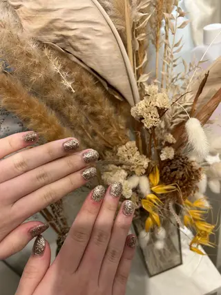 ネイル Salondevi2 isanaのネイルデザイン