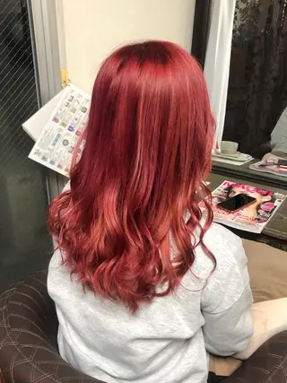 ロング カラー 是枝 さくらのヘアスタイル