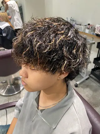 ショート パーマ メンズ パーマ特化/フェザー パーマシャドウ/真生のヘアスタイル