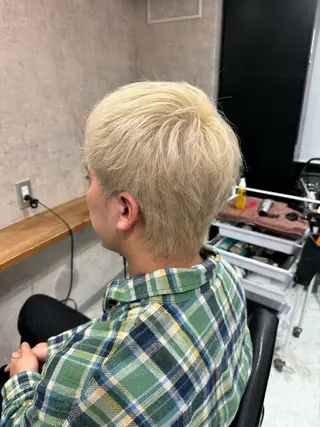 ショート カラー メンズ 矢島颯哉/ハイトーン ブリーチカラー💎のヘアスタイル