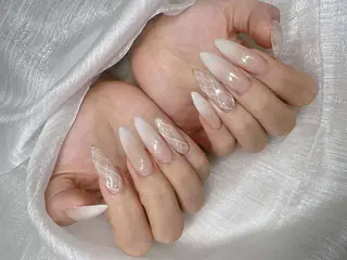 ネイル Lee Nailsのネイルデザイン