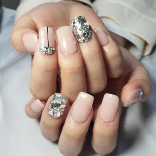 ネイル ビジュード ネイルのネイルデザイン