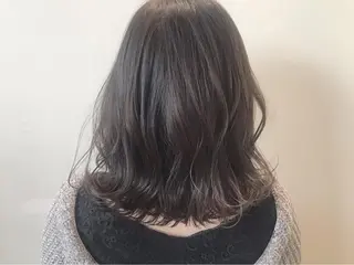 ミディアム カラー 大阪福島韓国束感まつ げ Sayaka🤍のマツエク・マツパデザイン