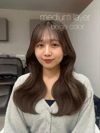 ミディアム Aura所属・丸山 心 / 艶カラーのヘアスタイル