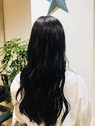 カラー 伊東 彩花のヘアスタイル