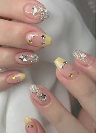 ネイル 相沢 さやかのネイルデザイン