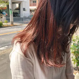 ミディアム カラー 吉川 愛美李のヘアスタイル