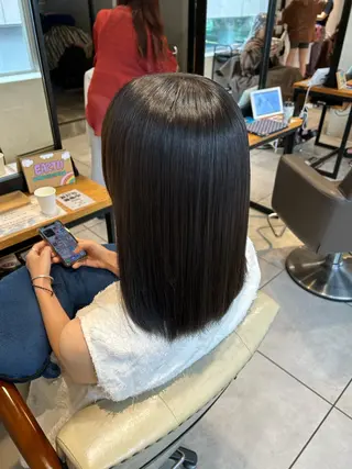 セミロング Francesca所属・ナチュラルカラー/ Ⓜ️めぐみのヘアスタイル