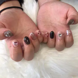 ネイル 西岡 杏のネイルデザイン