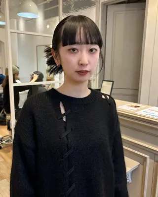 ミディアム カラー オリーブ/縮毛♡ Natsuno🩰のヘアスタイル