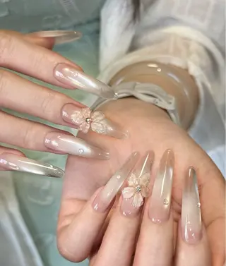 ネイル 櫻井 奈美子のネイルデザイン