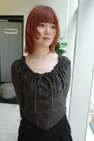 ミディアム カラー SALOWIN所属・ブリーチ✨ ボブ🪢レイヤーのヘアスタイル